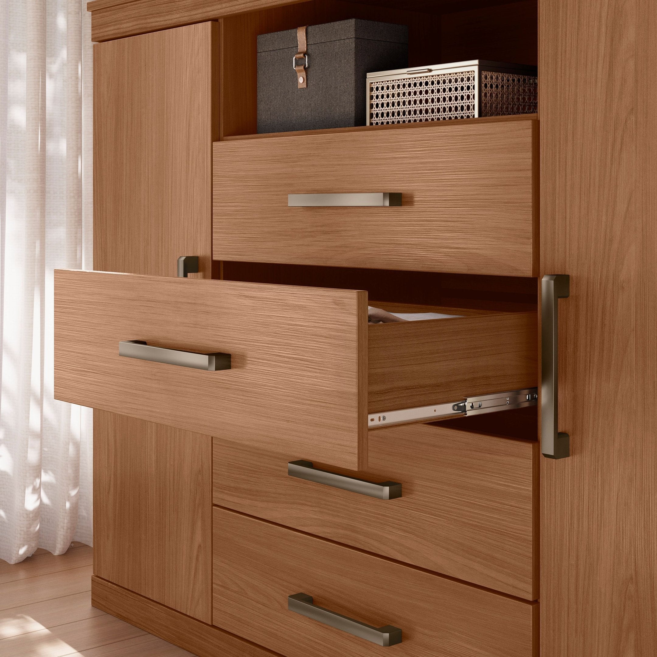 Cômoda para Quarto 2 Portas 4 Gavetas 1 Nicho Master Santos Andirá Marrom/Jatobá
