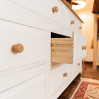 Cômoda Capri 8 Gavetas Madeira Maciça e MDF Pense Dentro da Caixa Branco