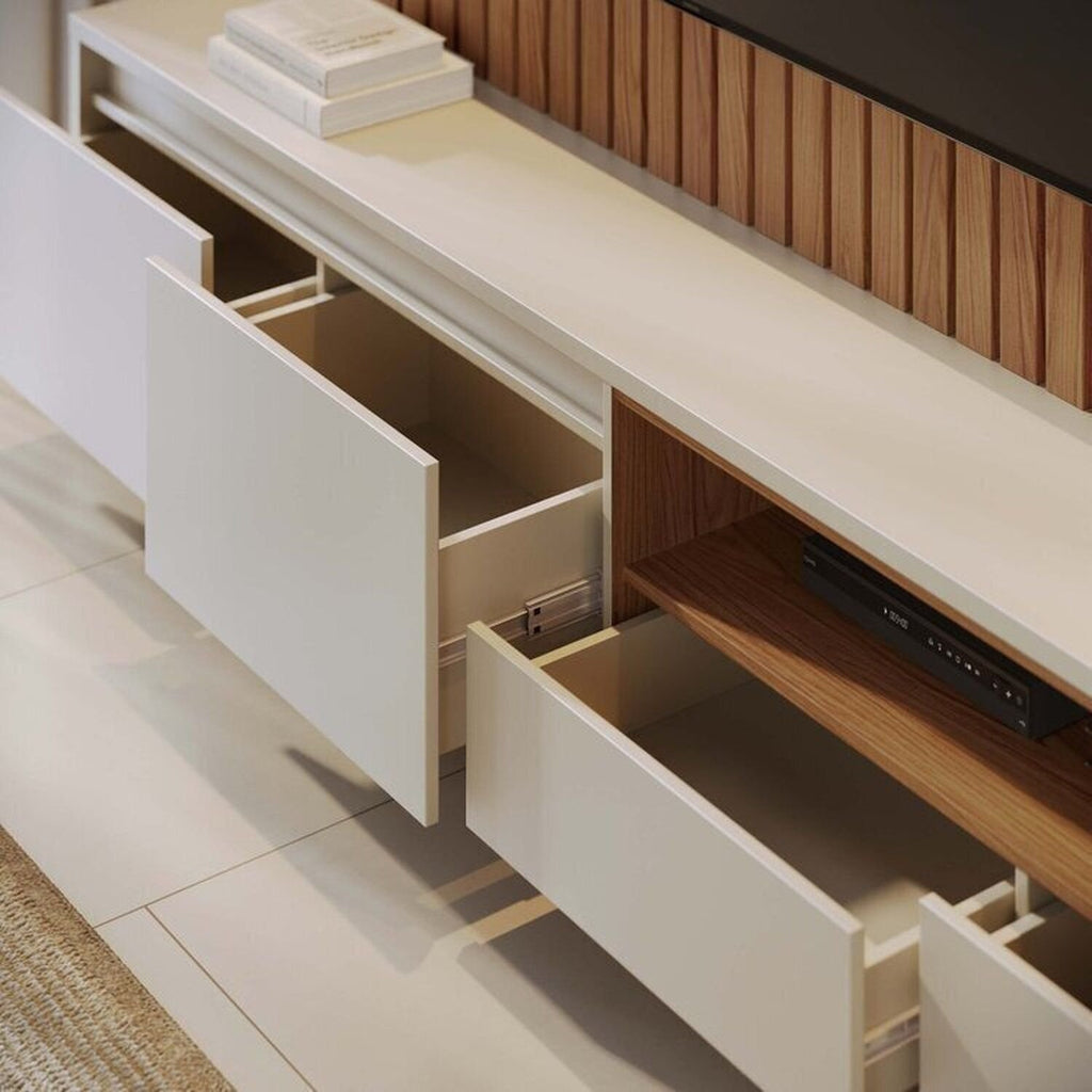Conjunto Sala de Estar Home Theater Ripado para TV até 82 Polegadas 240cm com LED Cristaleira e Buffet 4 Portas Colibri Marrom Freijó/Off White Matte